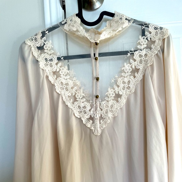 Forever 21 lace mock neck long sleeve top. - Picture 2 of 3